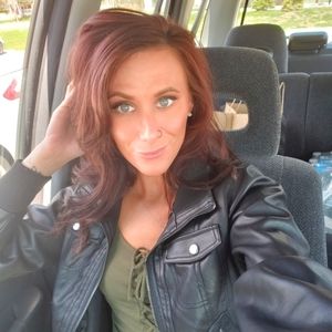 Will be selling sneakers and streetwear